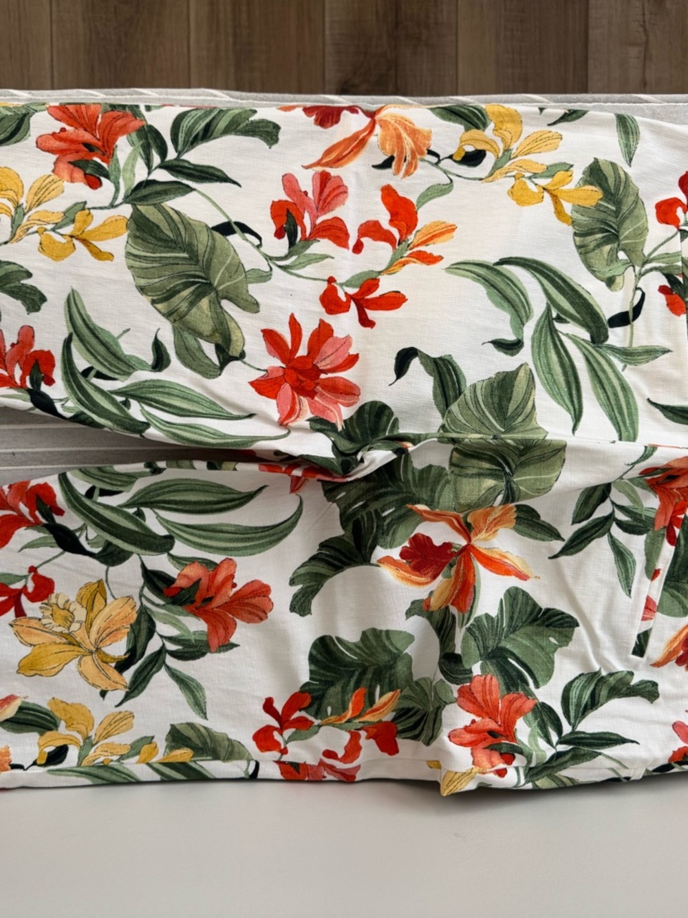 Chico's White Floral Cropped Pants with Green, Red & Yellow Print